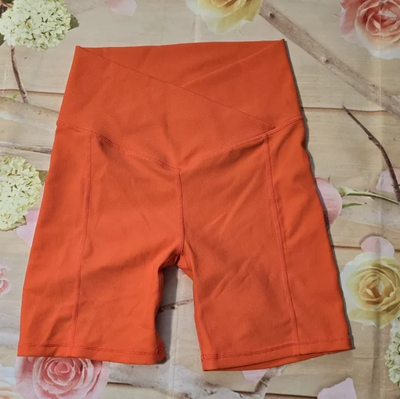 WILO orange ribbed shorts - Picture 1 of 9
